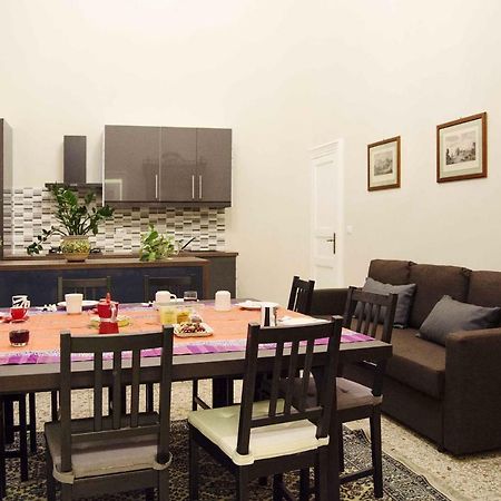 Nabucco Bed & Breakfast Catania Exteriör bild