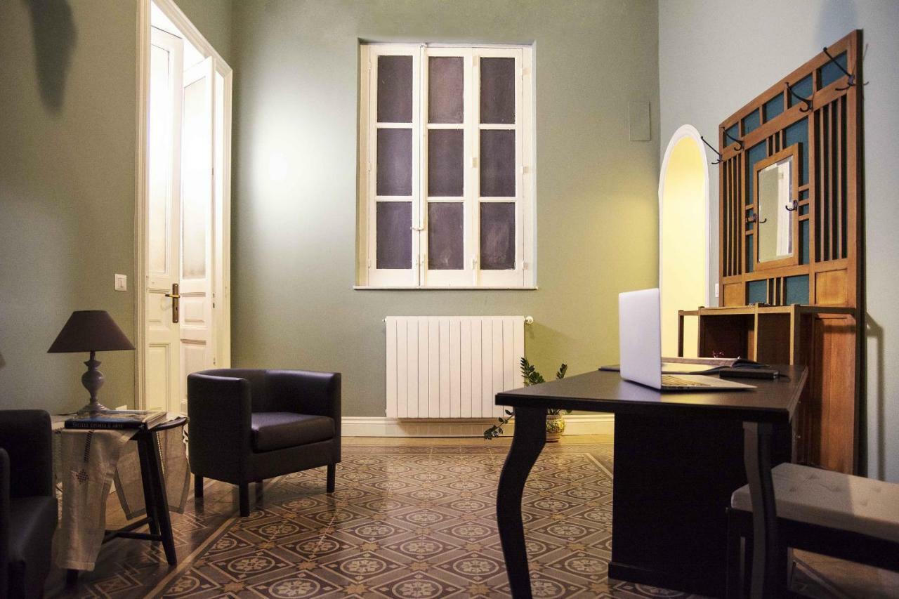 Nabucco Bed & Breakfast Catania Exteriör bild